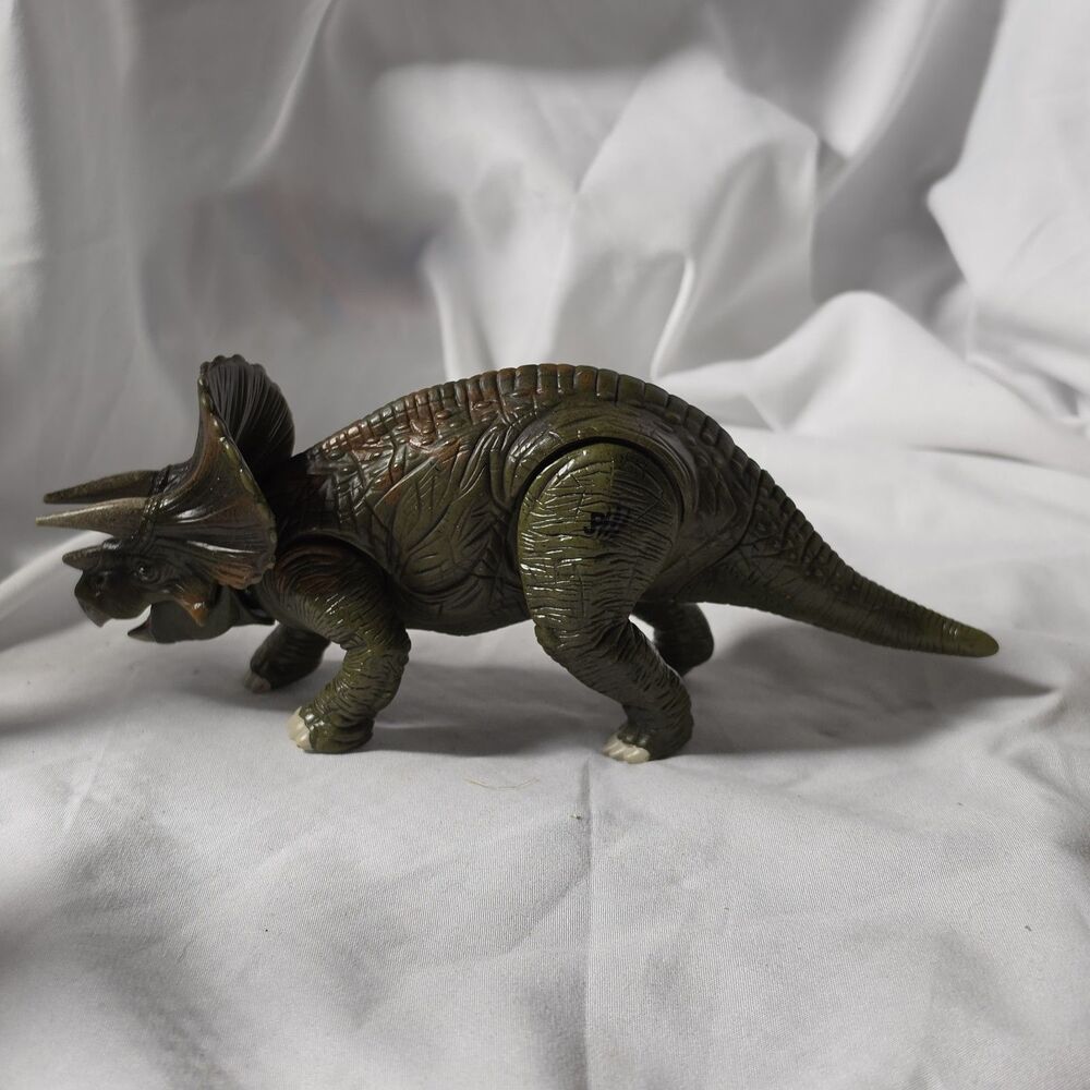 1997 Hasbro Jurassic Park The Lost World Triceratops Dinosaur Action Figure JP